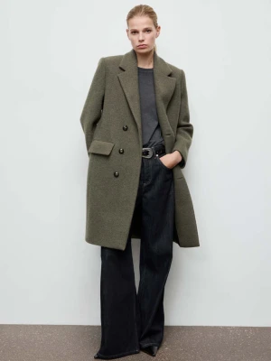 Dwurzędowy płaszcz z wełny khaki - Kobieta - - MANGO