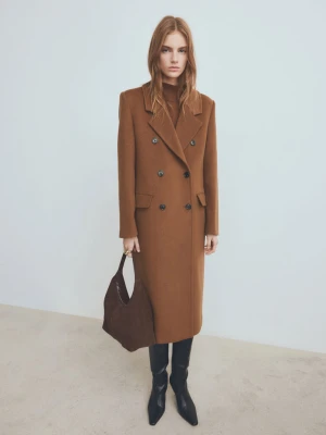 Dwurzędowy płaszcz z wełny ochra - Kobieta - - MANGO