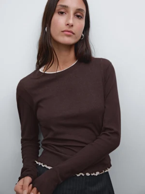 Dwuwarstwowa Koszulka Z Pofalowanym Prążkowanym Wykończeniem - Brązowy - - Massimo Dutti - Kobieta