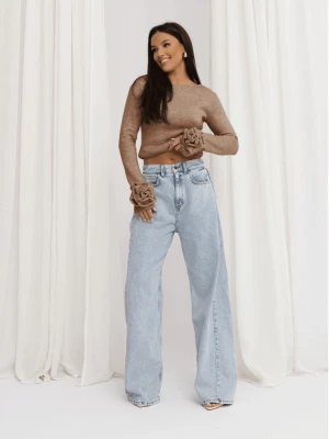 Dzianinowa bluzka z różą na rękawie DELFINA - mocca  magmac 