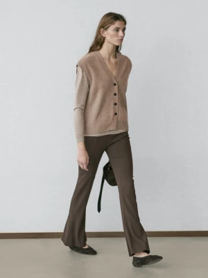 Dzianinowa Kamizelka Z Mieszanki Wełny Z Dekoltem W Serek - Norkowy - - Massimo Dutti - Kobieta