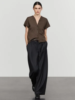 Dzianinowa Kamizelka Z Wełną I Dekoltem W Szpic - Szarobrązowy - Massimo Dutti - Female