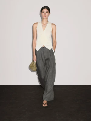 Dzianinowa Kopertowa Kamizelka Ze Sznurkiem - Waniliowy - - Massimo Dutti - Female