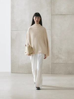 Dzianinowa Peleryna Z Ozdobnymi Rozcięciami - Popielaty - - Massimo Dutti - Kobieta