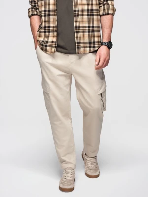 Dzianinowe męskie joggery z kieszeniami cargo – kremowe V1 Ombre Clothing