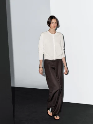 Dzianinowy Kardigan Z Mieszanki Wełny Z Okrągłym Dekoltem - Surowy - - Massimo Dutti - Female