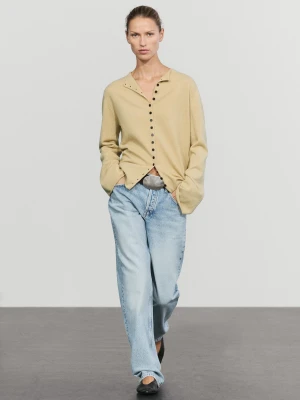 Dzianinowy Kardigan Z Mieszanki Wełny Zapinany Na Guziki - Oliwkowy - Massimo Dutti - Female