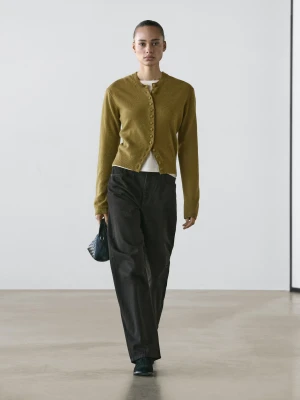 Dzianinowy Kardigan Ze 100% Wełny Z Oblekanymi Guzikami - Oliwkowy - - Massimo Dutti - Kobieta