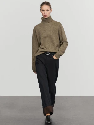Dzianinowy Sweter Z Golfem Z Mieszanki Wełny - Zielonkawy - Massimo Dutti - Female