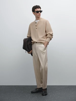 Dzianinowy Sweter Z Bawełny Z Dekoltem Zapinanym Na Guziki - Beżowy - - Massimo Dutti - Mężczyzna