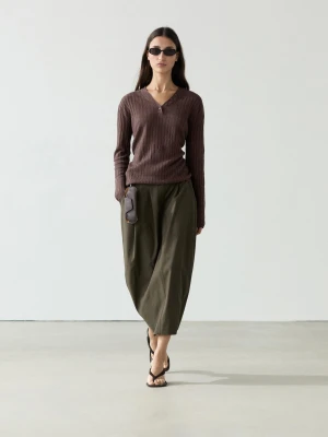 Dzianinowy Sweter Z Lnu Z Guzikami - Czekoladowy - - Massimo Dutti - Kobieta