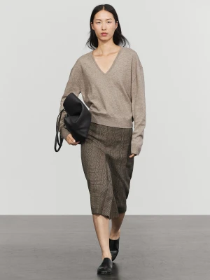 Dzianinowy Sweter Z Mieszanki Wełny Z Dekoltem W Serek - Norkowy - Massimo Dutti - Female