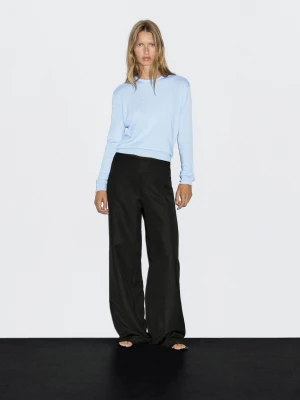 Dzianinowy Sweter Z Mieszanki Wełny Z Okrągłym Dekoltem - Błękitny - - Massimo Dutti - Kobieta