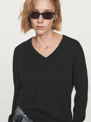 Dzianinowy Sweter Ze 100% Kaszmiru Z Dekoltem W Serek - Czarny - - Massimo Dutti - Kobieta