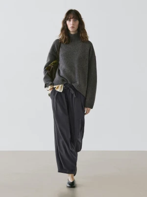 Dzianinowy Sweter Ze 100% Wełny Z Golfem - Szary Antracytowy - - Massimo Dutti - Kobieta