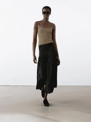 Dzianinowy Top Na Ramiączkach Z Ozdobnym Prążkowaniem - Ciemny Khaki - - Massimo Dutti - Kobieta