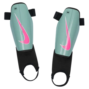 Dziecięce nagolenniki piłkarskie Nike Charge - Szary