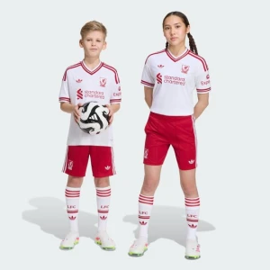 Dziecięce spodenki wyjazdowe Liverpool FC 26 / 27 Adidas Strawberry Red