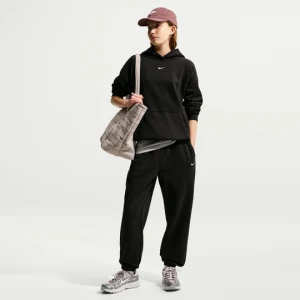 Dziewczęce spodnie o luźnym kroju Nike Studio Fleece - Czerń
