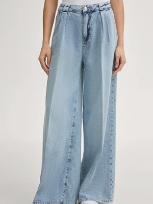 Dżinsy Emanuela z szerokimi nogawkami w kolorze jasnoniebieskim, z wysokim stanem Joop