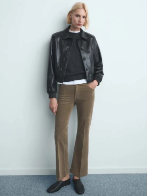 Dżinsy flare ze sztruksu średni brązowy - Kobieta - - MANGO