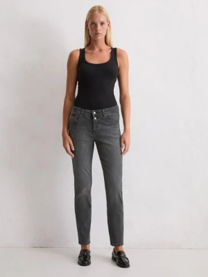 Dżinsy model Theda boyfriend cropped Marc O'Polo černá