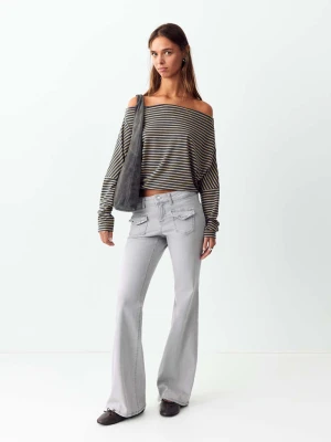Dżinsy o kroju flare z dżetami szary denim - Teen - MANGO TEEN