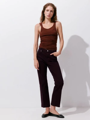 Dżinsy Sienna flare crop winny - Kobieta - MANGO