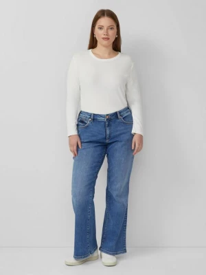 Dżinsy / Slim Fit / Średni stan / Rozkloszowana nogawka QS niebieski