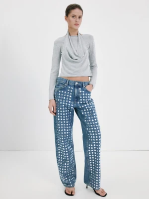 Dżinsy z prostymi nogawkami i ćwiekami średni niebieski - Kobieta - - MANGO