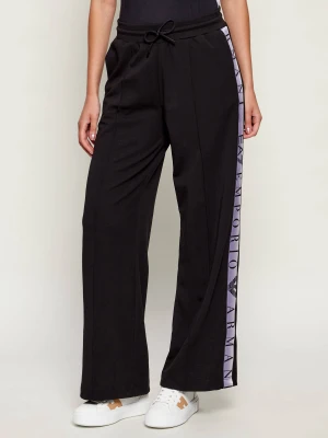 EA7 Spodnie dresowe | Boyfriend fit czarny