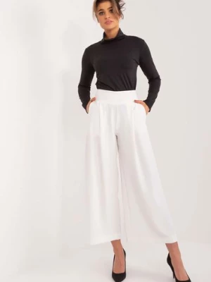 Ecru eleganckie spodnie damskie typu culotte Italy Moda