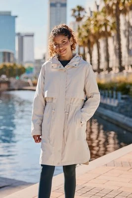 Eden — damski płaszcz typu mackintosh - Beige Animal