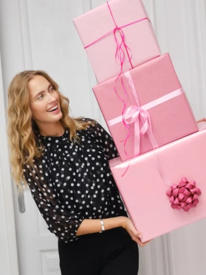 Efektowna czarna bluzka w kropki z rękawami do łokcia Greenpoint