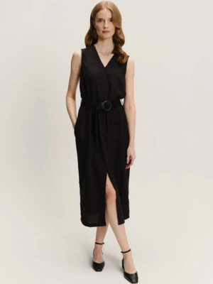 Efektowna sukienka midi w czarnym kolorze Greenpoint