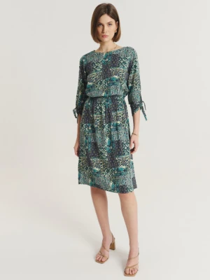 Efektowna zielona sukienka print etno Greenpoint