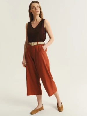 Efektowne spodnie kuloty w ceglastym odcieniu czerwieni Greenpoint