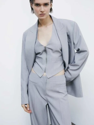 Elastyczna kamizelka „ESSENTIAL” z zamkiem błyskawicznym PATRIZIA PEPE