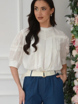 Elegancka bluzka z koronką i plisami ecru Stermi Cocomoda.pl - odzież damska, sukienki, buty, dodatki
