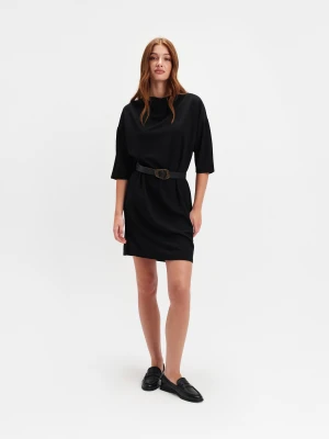 Elegancka dzianinowa sukienka z paskiem TOP SECRET Czarny