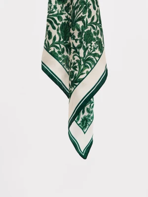 Elegancka jedwabna gawroszka w kwiaty Taranko