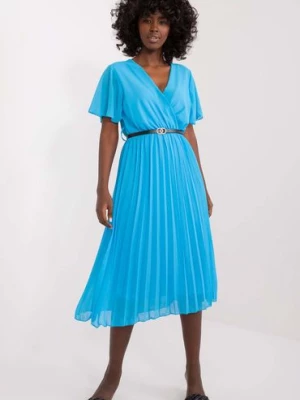 Elegancka plisowana sukienka midi z paskiem- niebieska Italy Moda