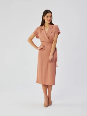 Elegancka sukienka ołówkowa z kołnierzem różana Stylove