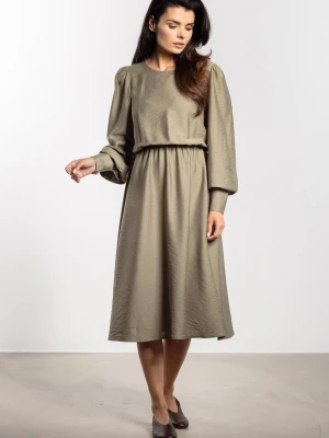 Elegancka sukienka rozkloszowana z długim rękawem taupe Infinite You