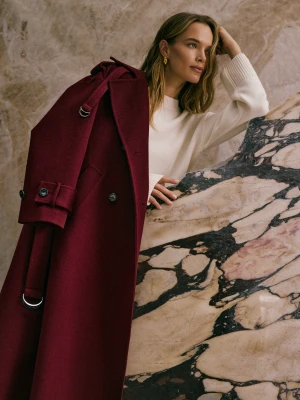 Elegancki burgundowy płaszcz z wełny TARANKO