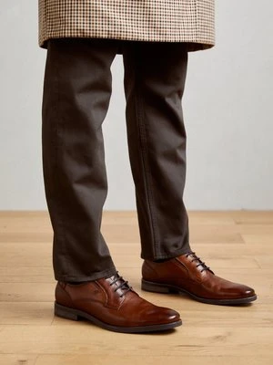 Biznesowe buty sznurowane Bugatti