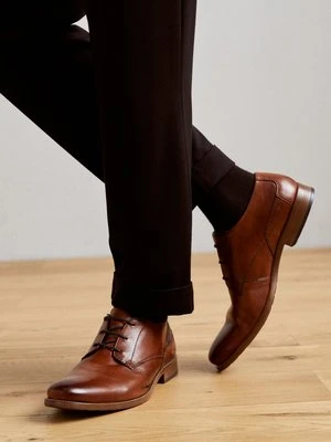 Eleganckie buty Bugatti