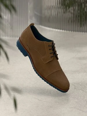 Eleganckie buty Pier One