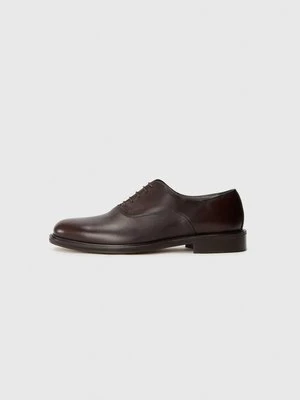 Eleganckie buty Pollini