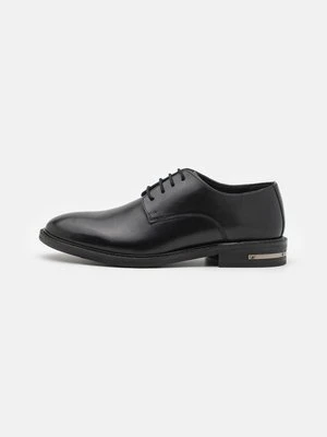 Zdjęcie produktu Eleganckie buty WALK LONDON